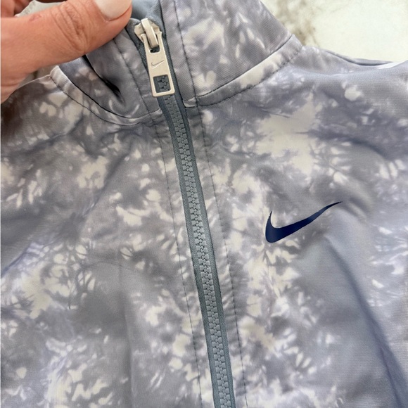 Nike Kids' Gray Tracksuit - Picture 7 of 10